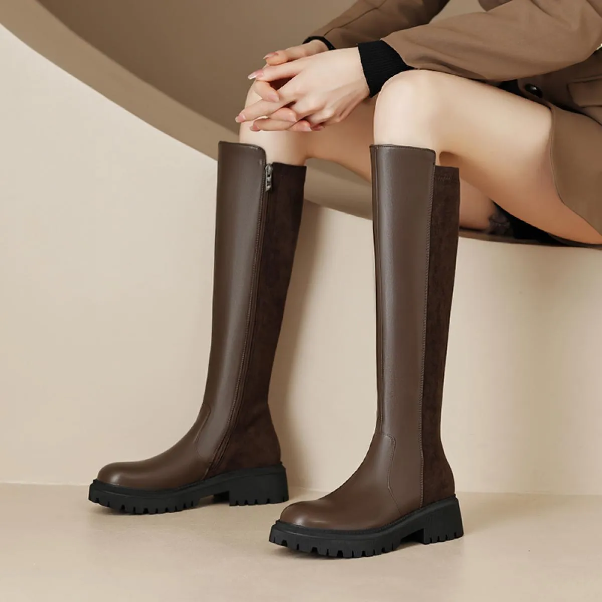2024 Moda Donna Stivali al ginocchio occidentali Tacchi alti spessi Scarpe da ufficio casual Donna Autunno Autunno Grandi dimens