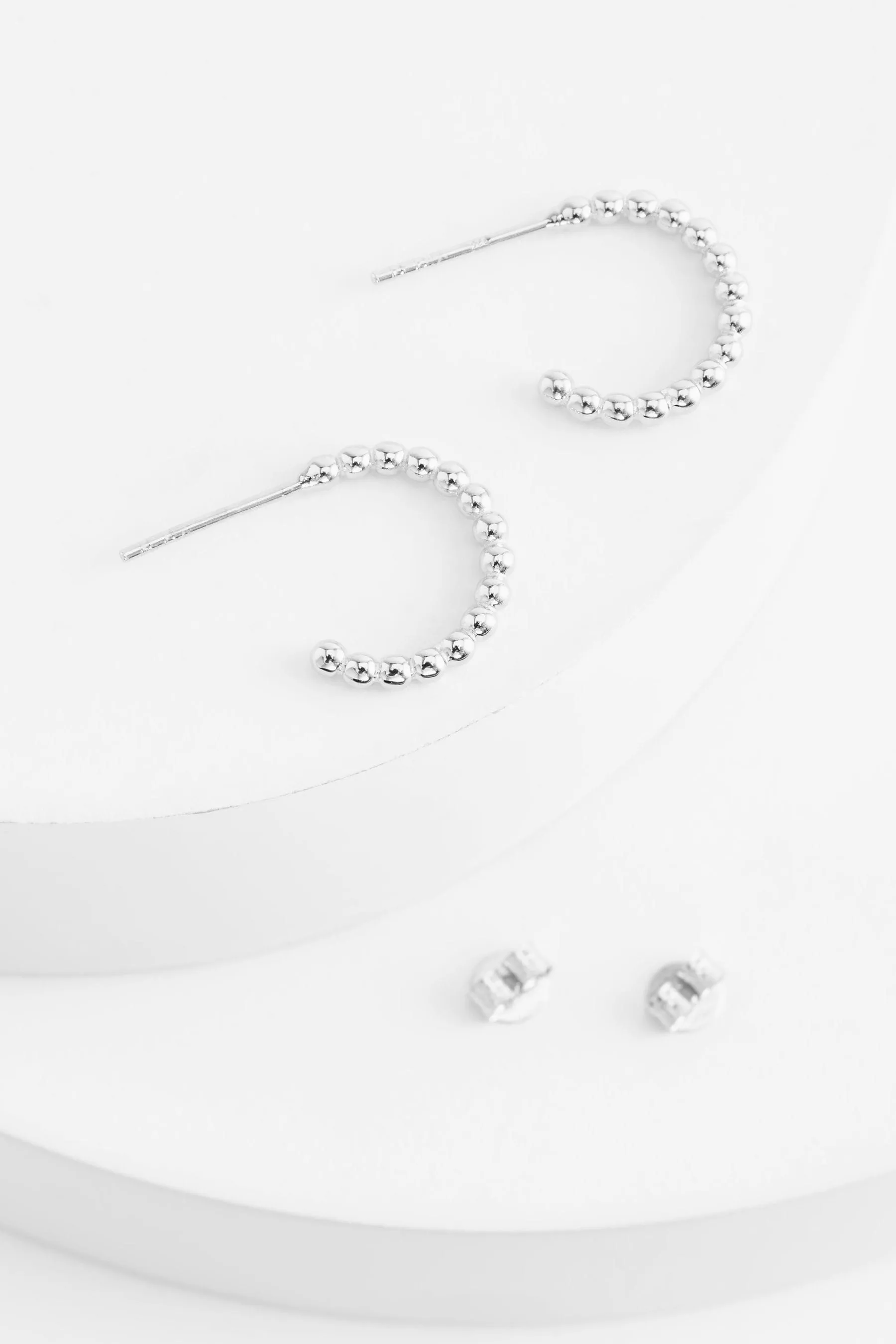 Argento sterling  - Orecchini a cerchio con sfera