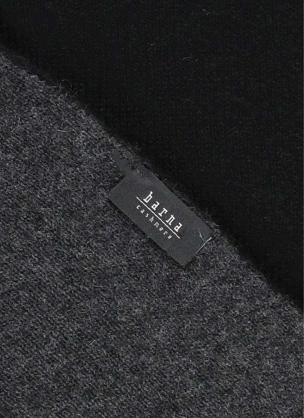  Barna Cashmere Sciarpa in cashmere 