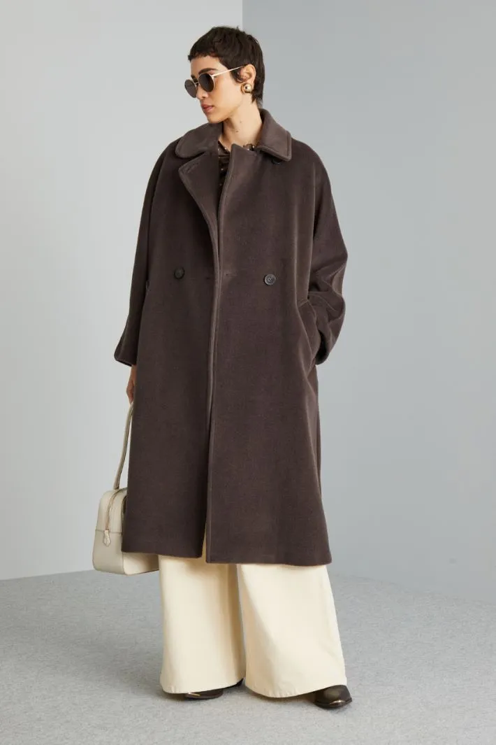 Cappotto over con cintura