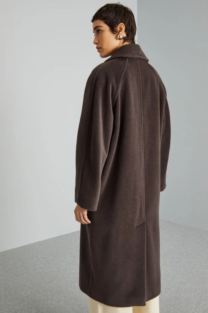 Cappotto over con cintura