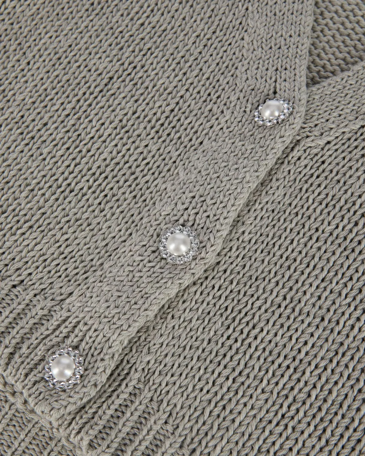 Cardigan crop di colore grigio perla