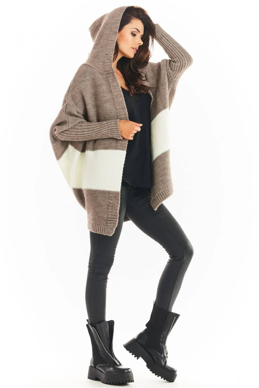 Cardigan model 149732 awama