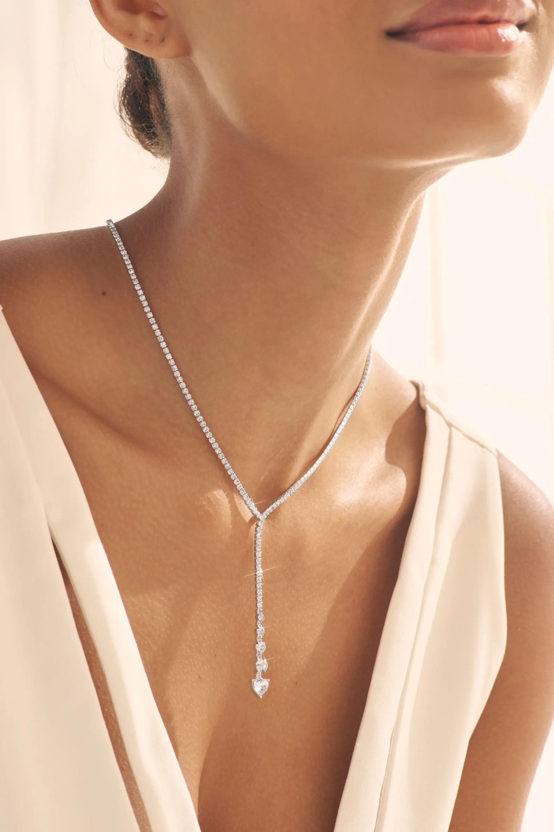Colore argento  - Collana a Y con strass