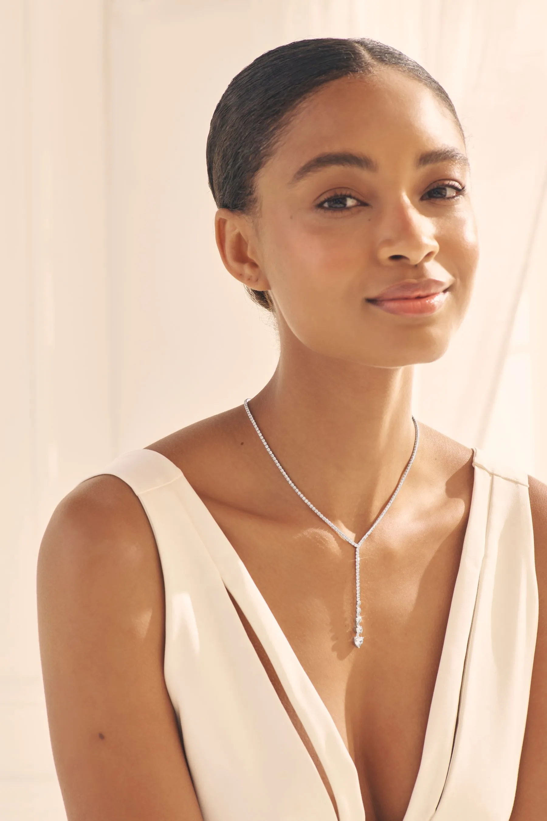 Colore argento  - Collana a Y con strass