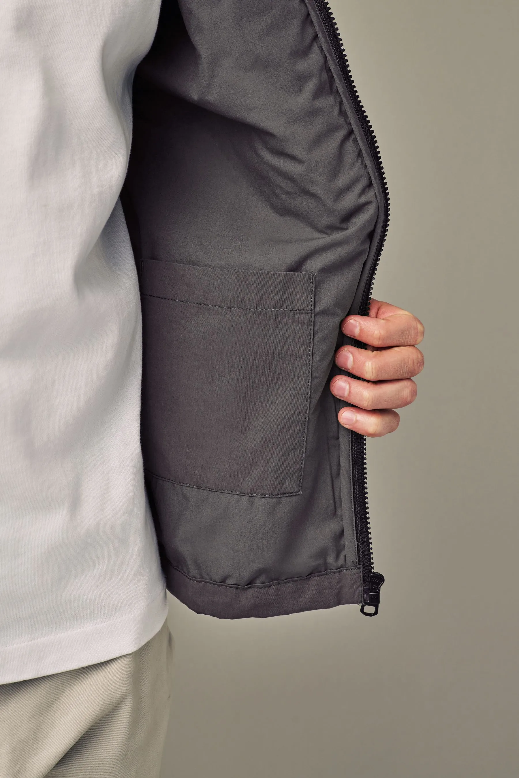 Con cappuccio stile camicia multitasche