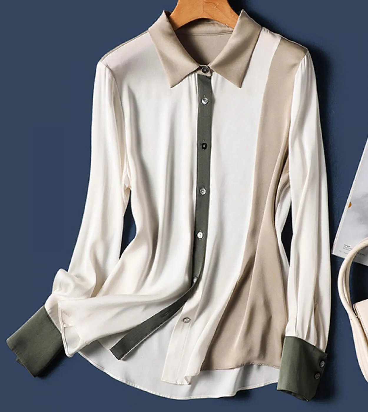 Elegante camicetta da ufficio in seta di gelso Moda a tre colori Patchwork con bottoni Camicia in seta da donna Panno a maniche