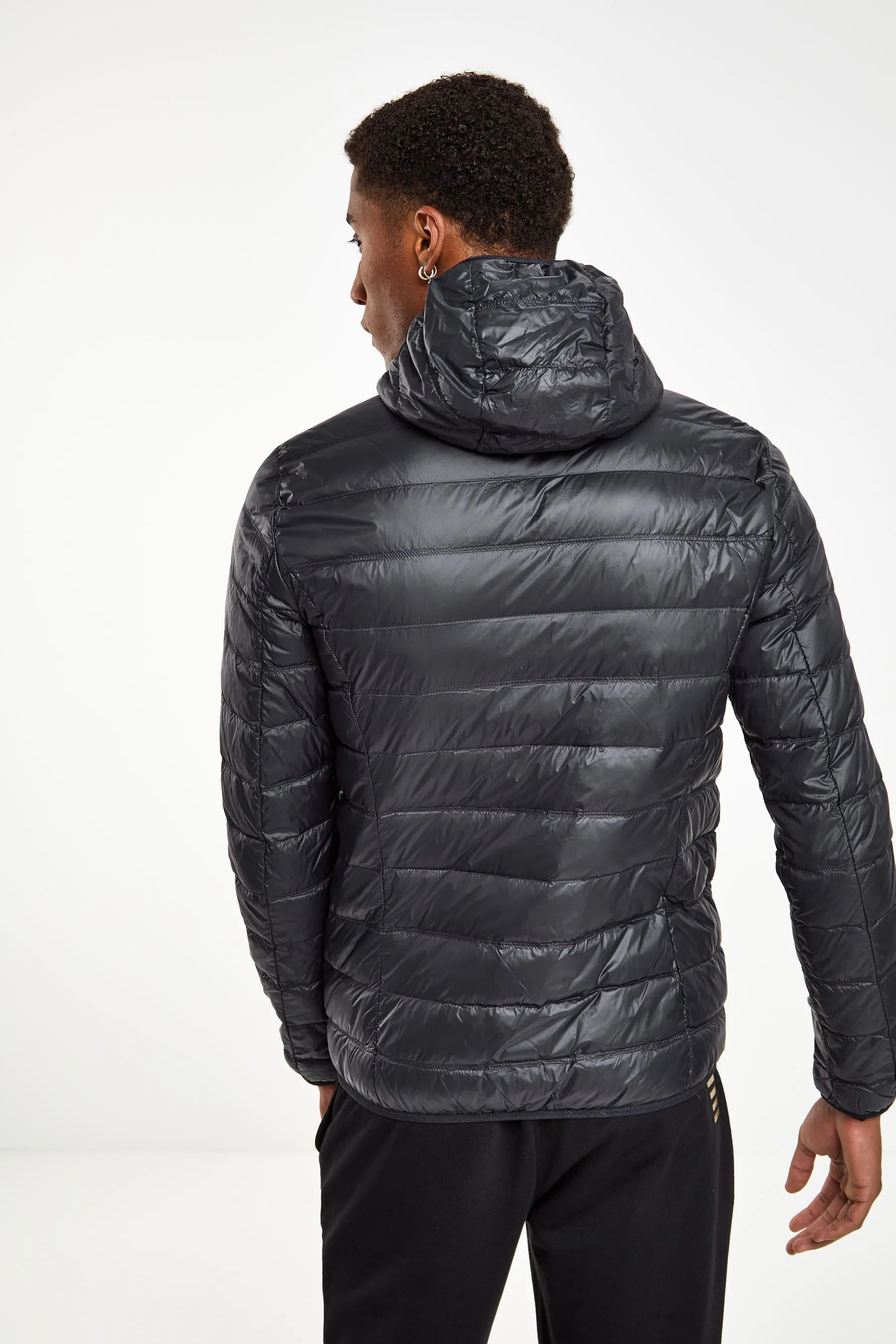 Emporio Armani - EA7 - Nero - Giacca imbottita con cappuccio
