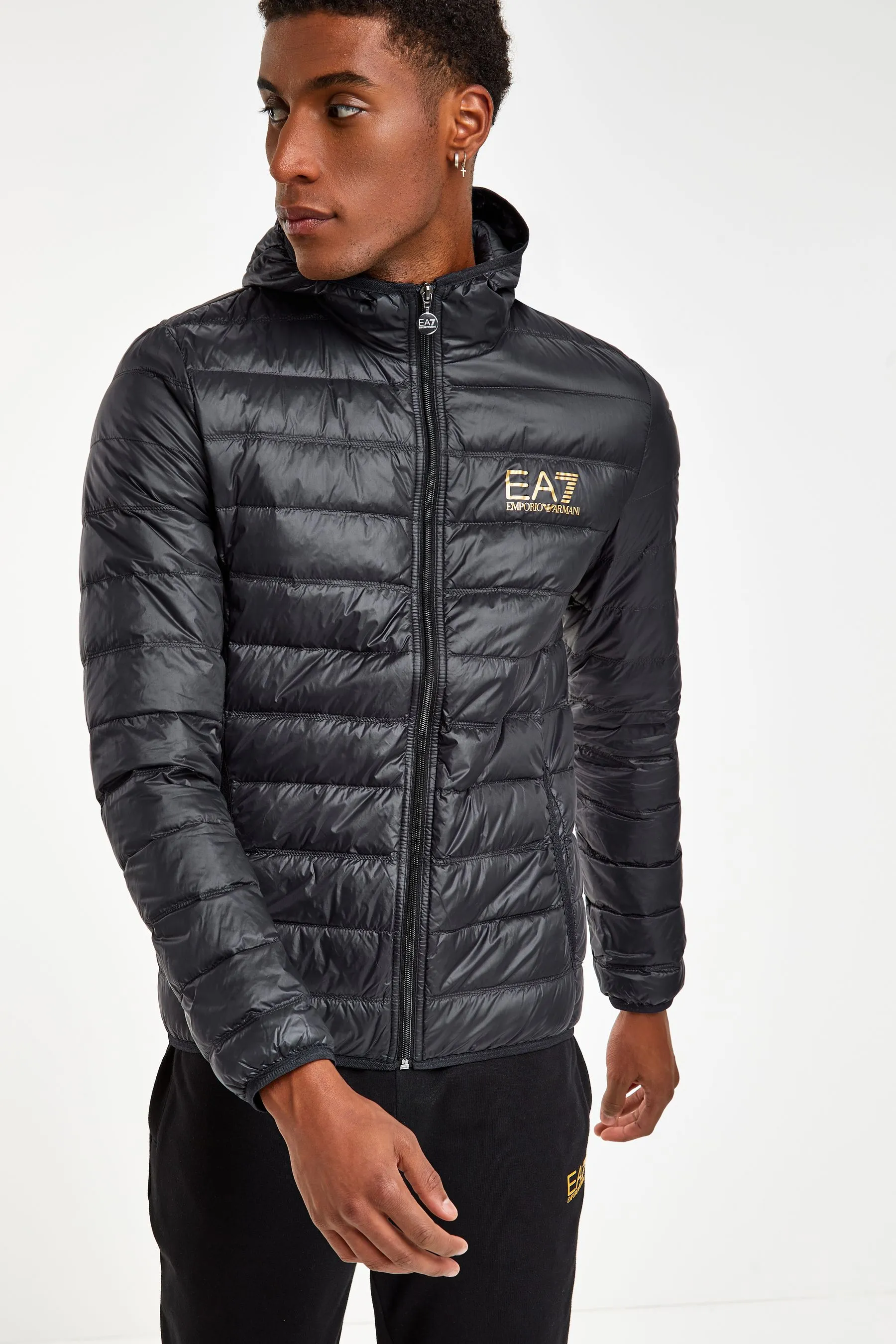Emporio Armani - EA7 - Nero - Giacca imbottita con cappuccio