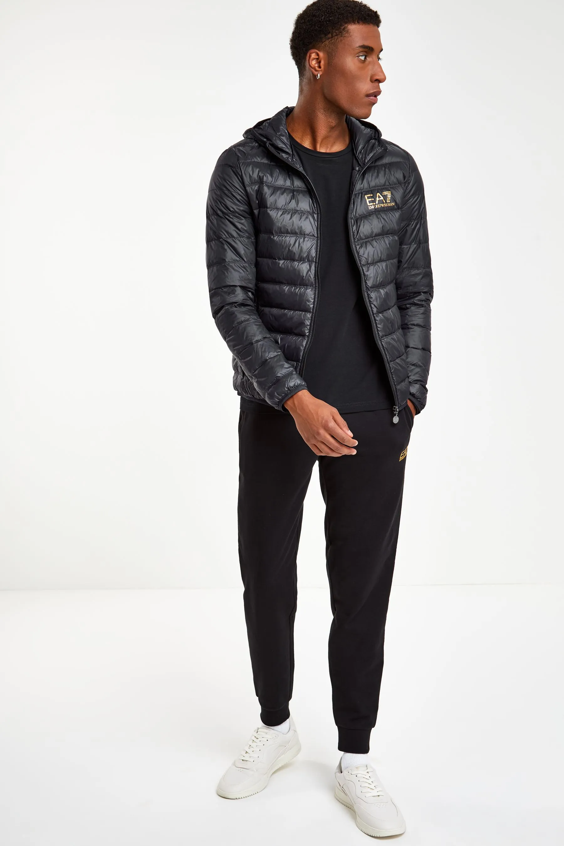 Emporio Armani - EA7 - Nero - Giacca imbottita con cappuccio