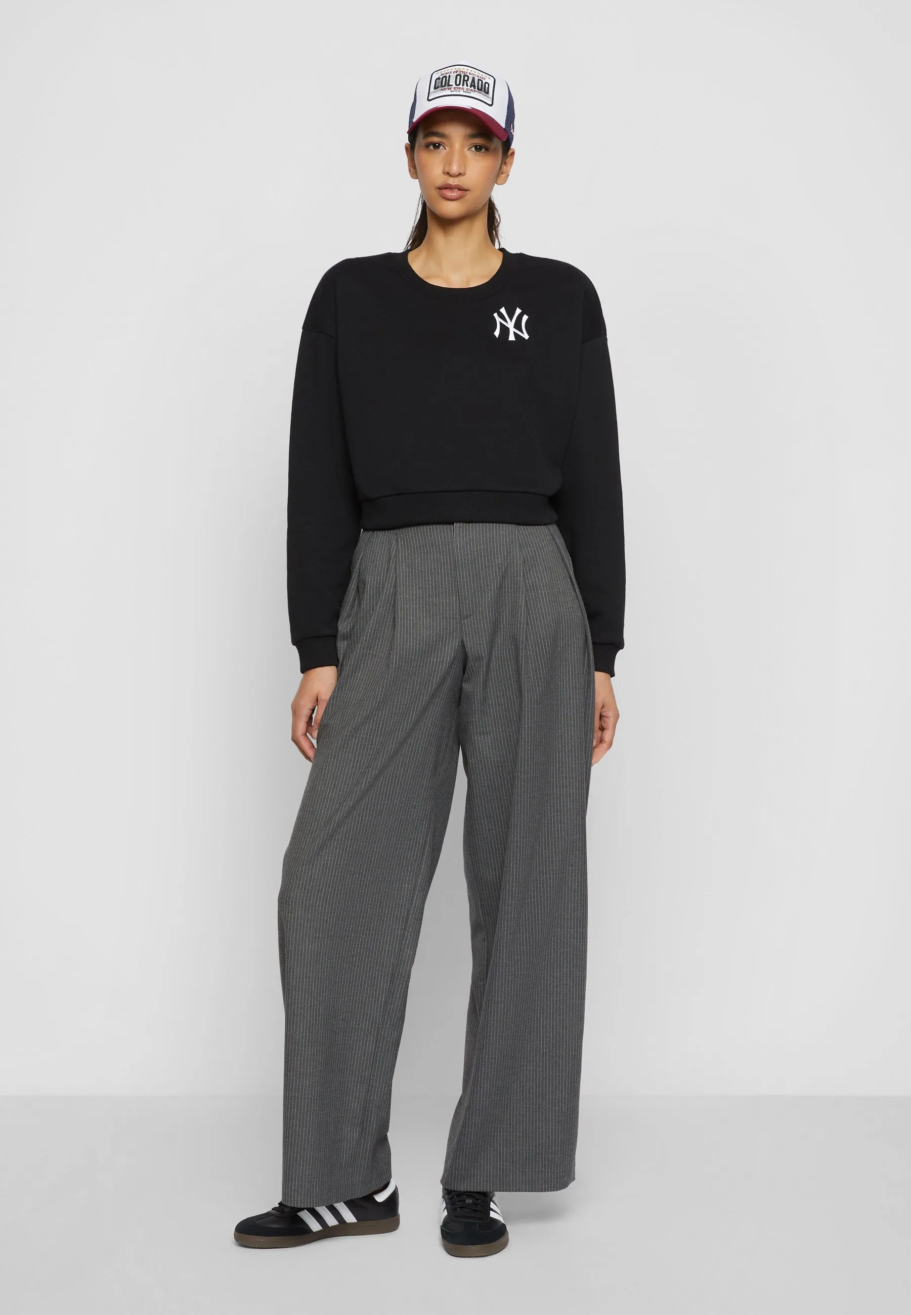 FEMALE CROP CREW - Felpa