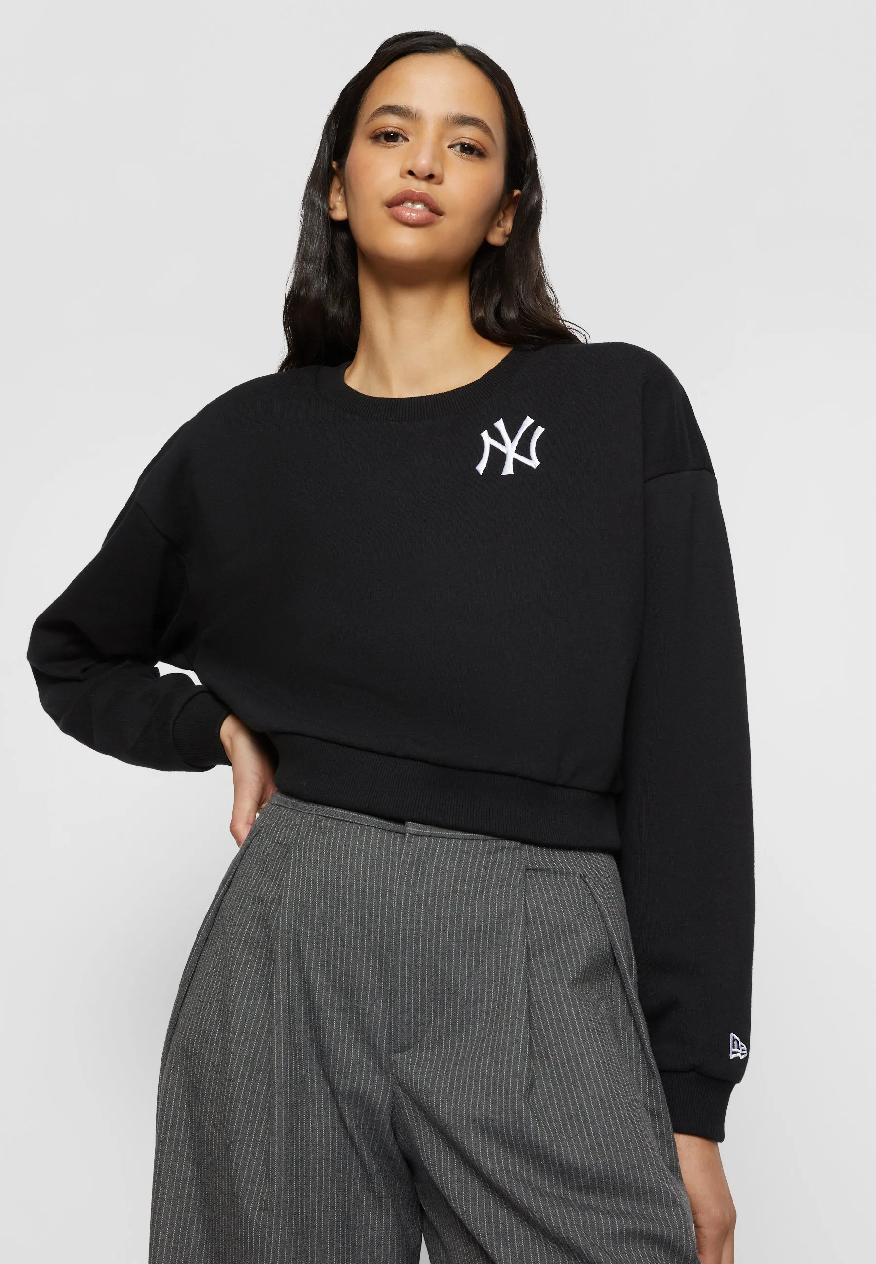 FEMALE CROP CREW - Felpa