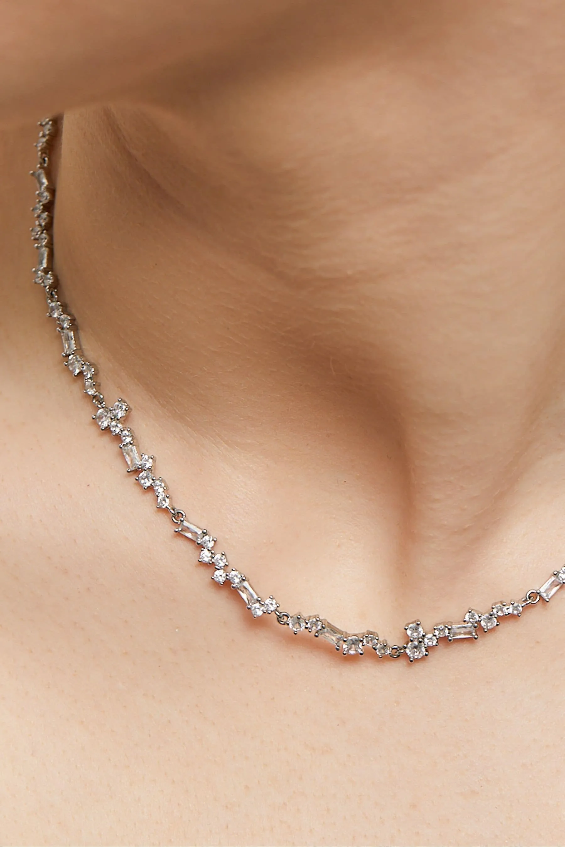 Jon Richard - Collana con Stone sparsi