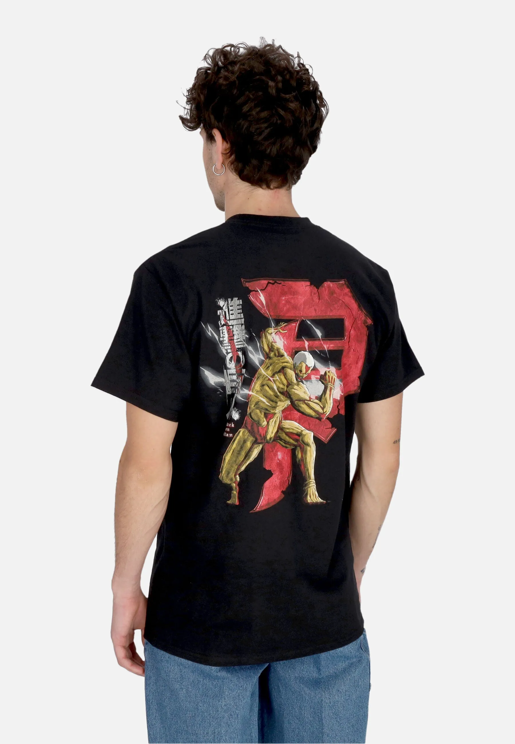 Maglietta Uomo Armored Dirty P Tee X Attack On Titan Black