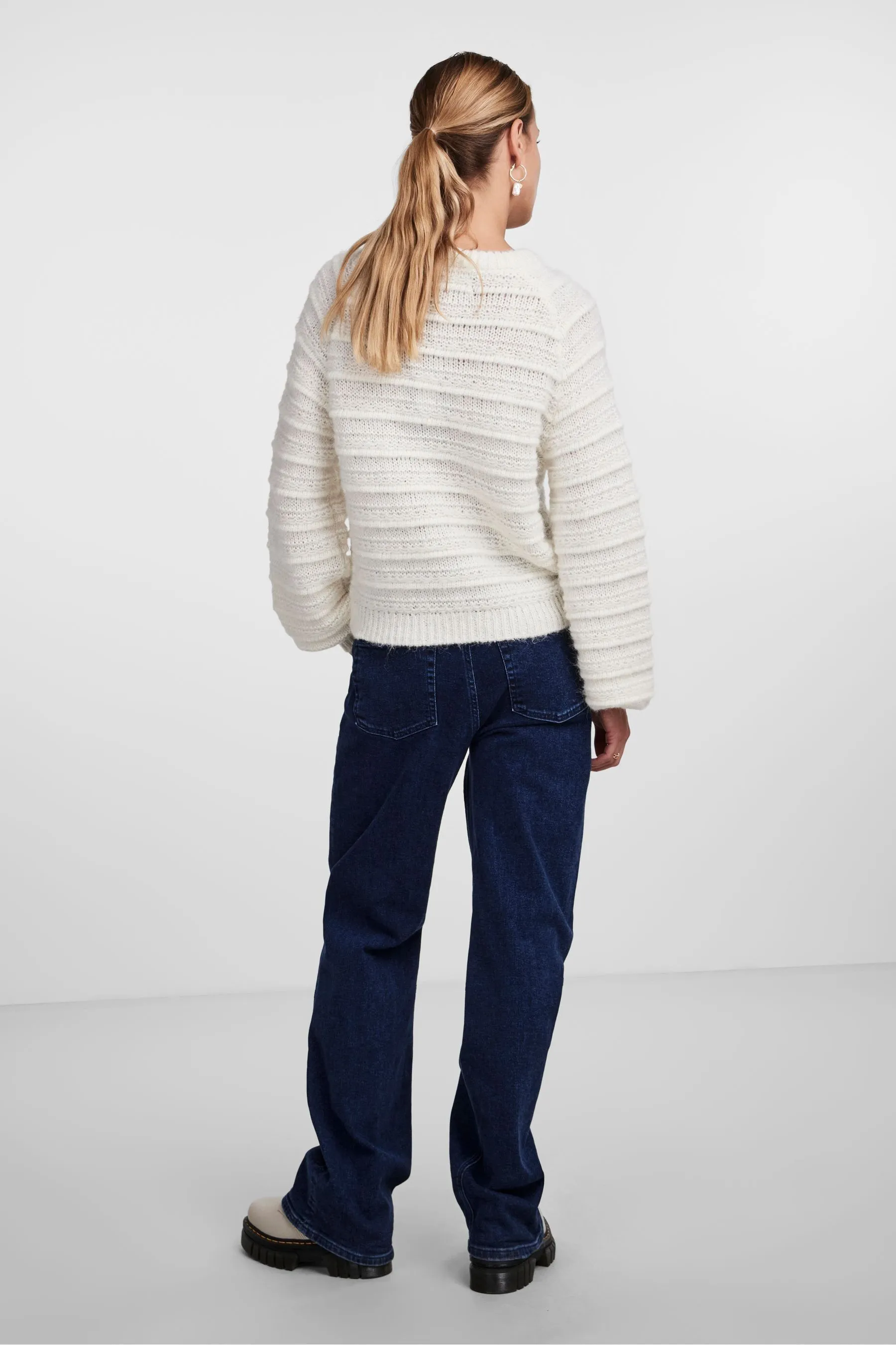 PIECES - Maglia comoda con Manica lunga    