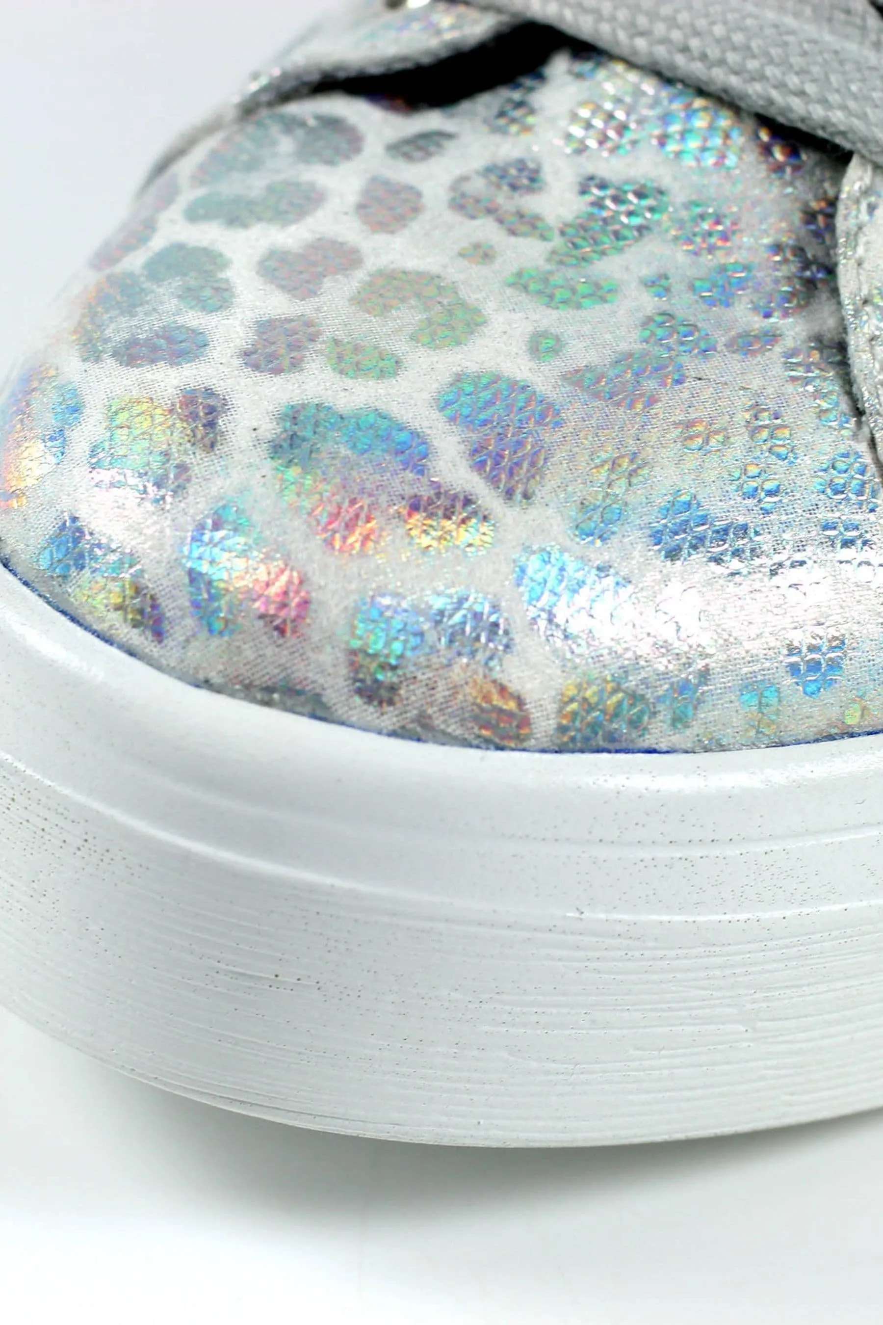 Scarpe da ginnastica con ciondolo lunare