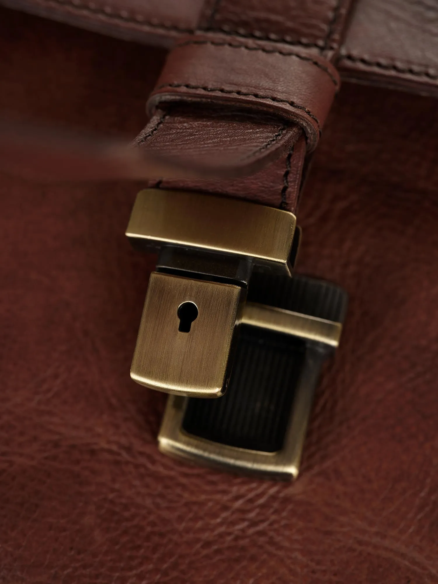 Shoulder Bag in Genuine Certified Italian Leather