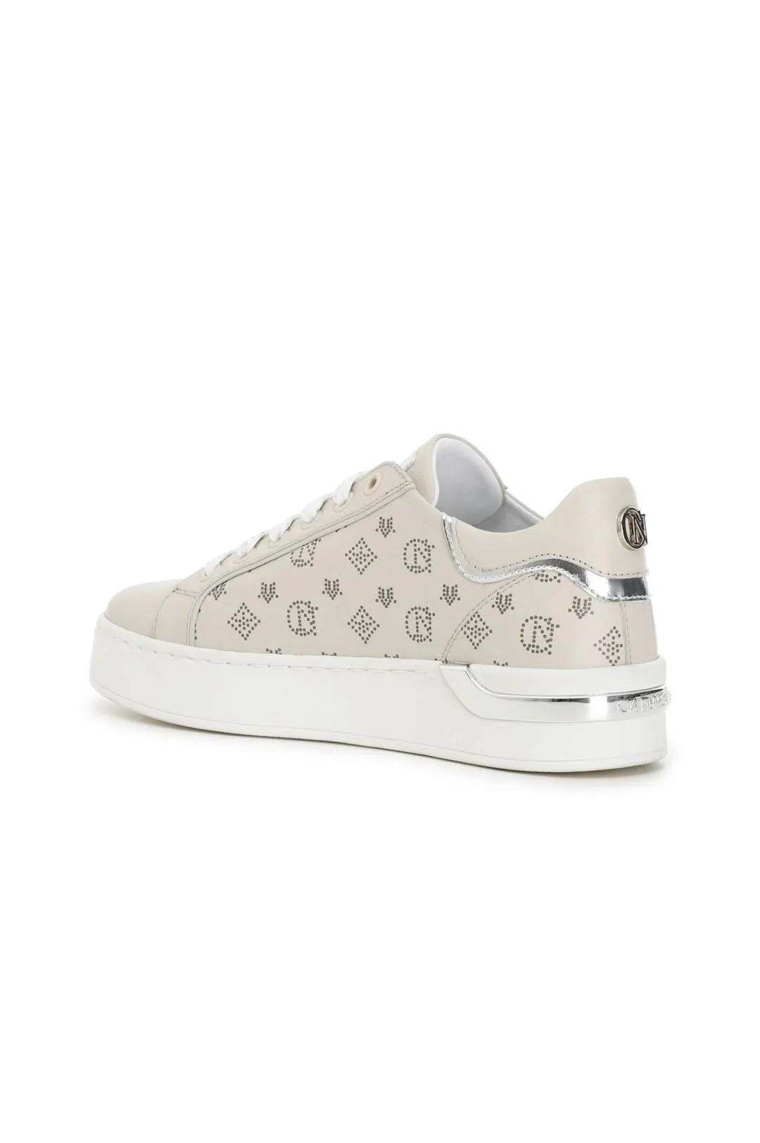 sneakers basse in pelle con microborchie