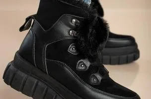 Sneakers con pelliccia sintetica, W0YD654123, nere