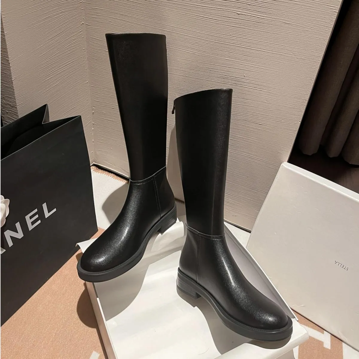 Stivali al ginocchio in vera pelle da donna di marca 2022 Stivali da moto con tacco basso di qualità Scarpe lunghe e calde autun