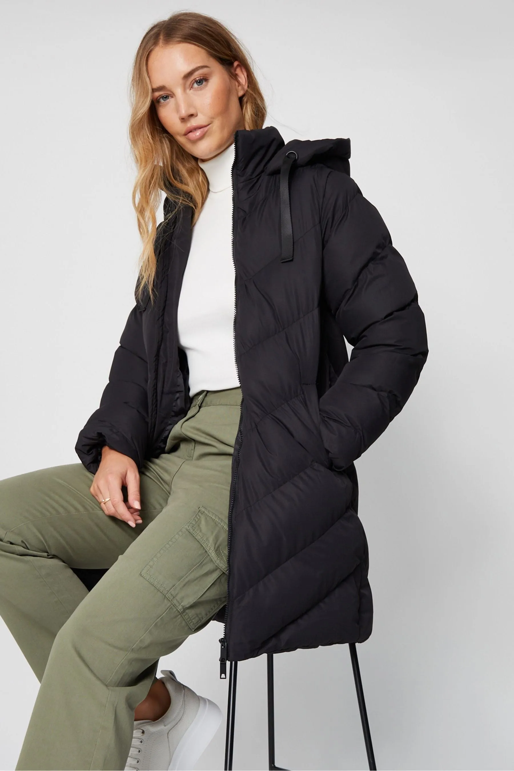 Threadbare Con cappuccio - Giacca imbottita lunghezza media