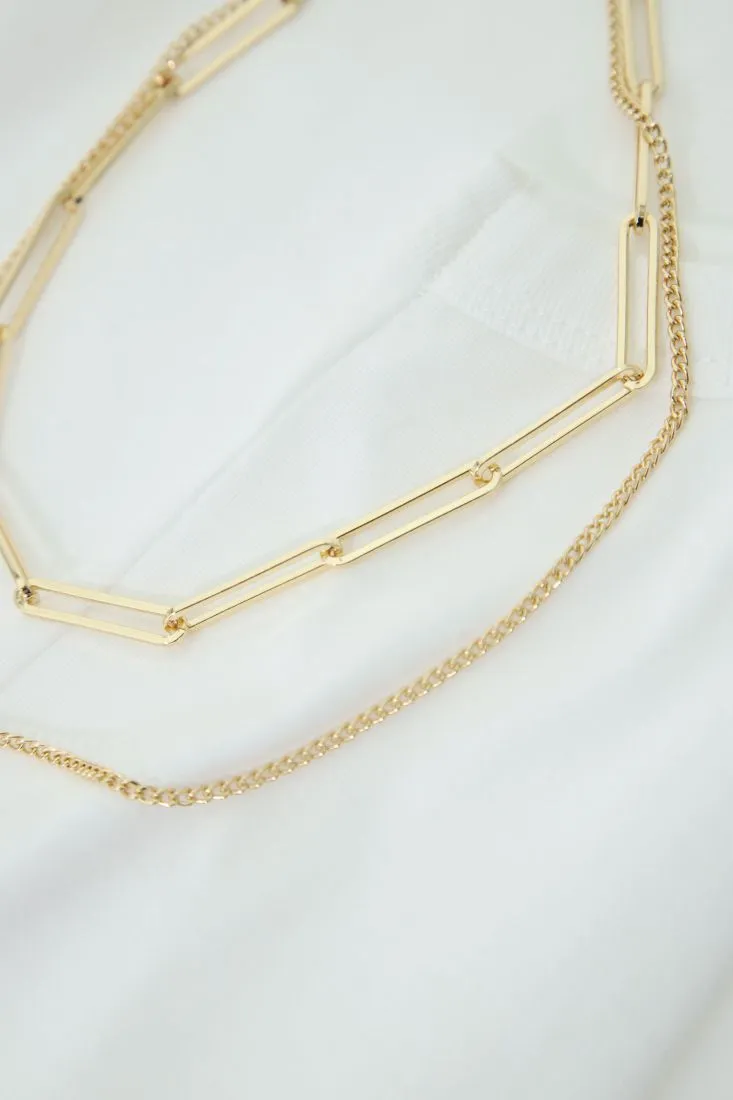 Top in cotone con collana a catena doppio filo